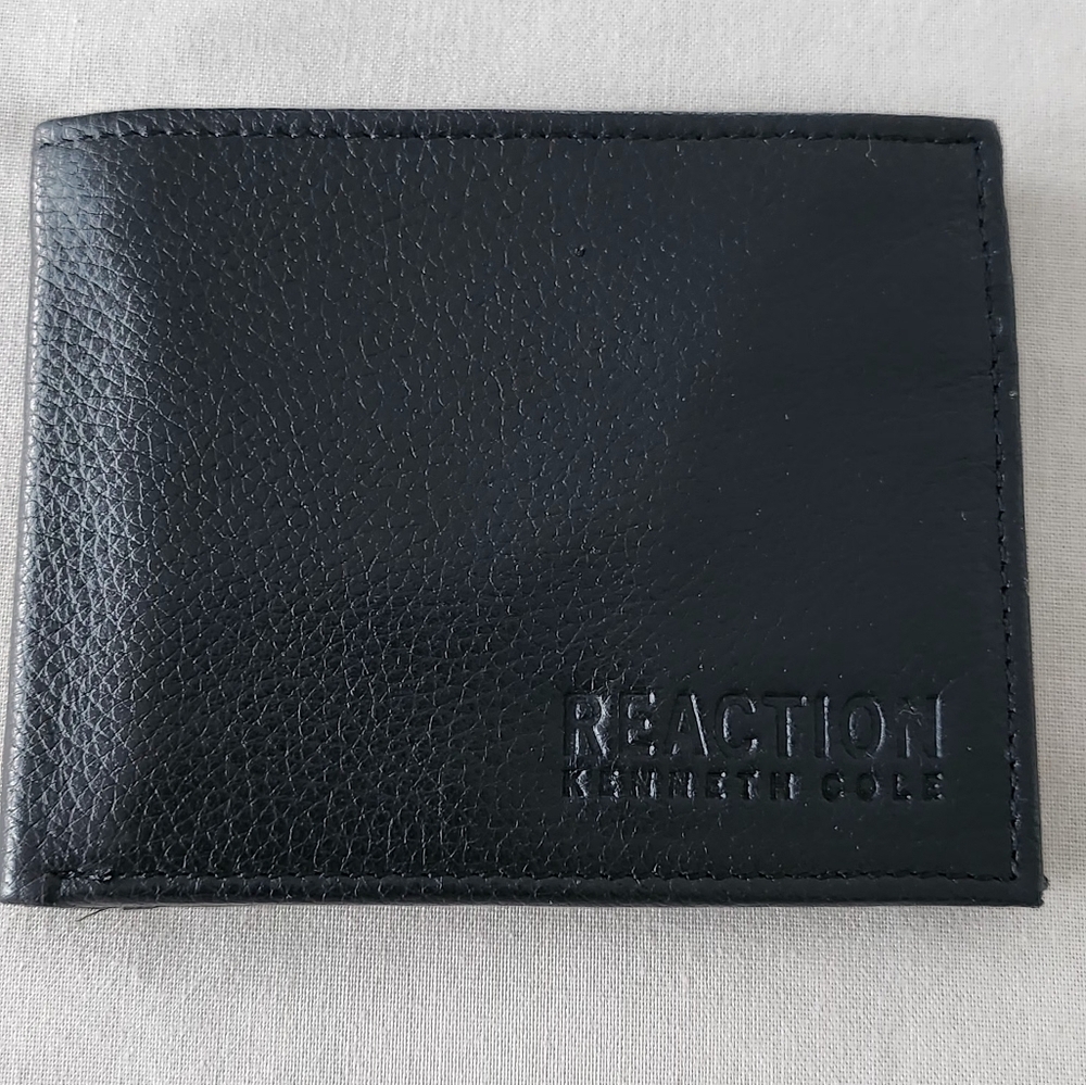 Kenneth Cole Reaction Mens Black Leather Wallet